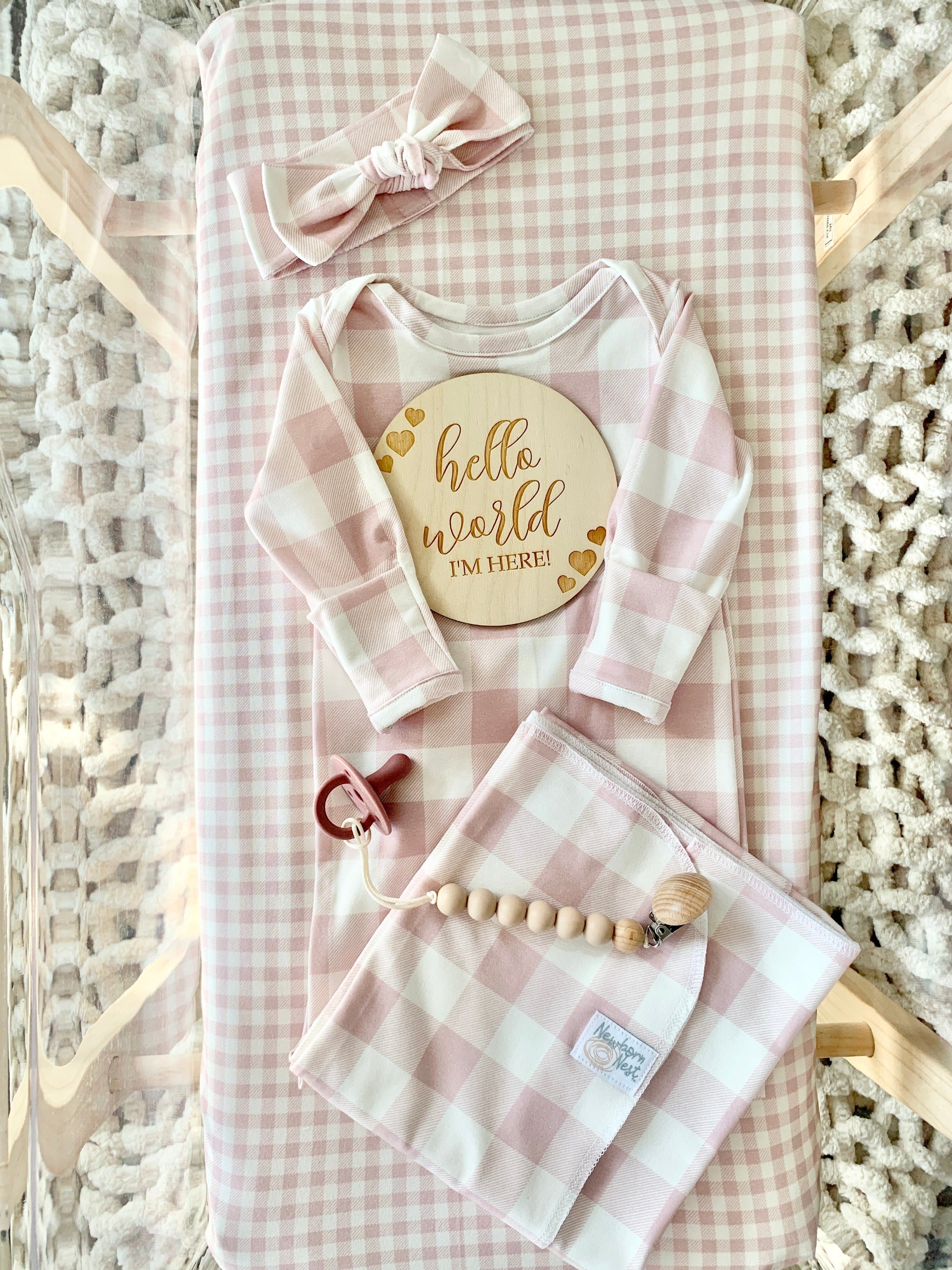 Sunday Picnic, Pink Blush - Bamboo Newborn Nest