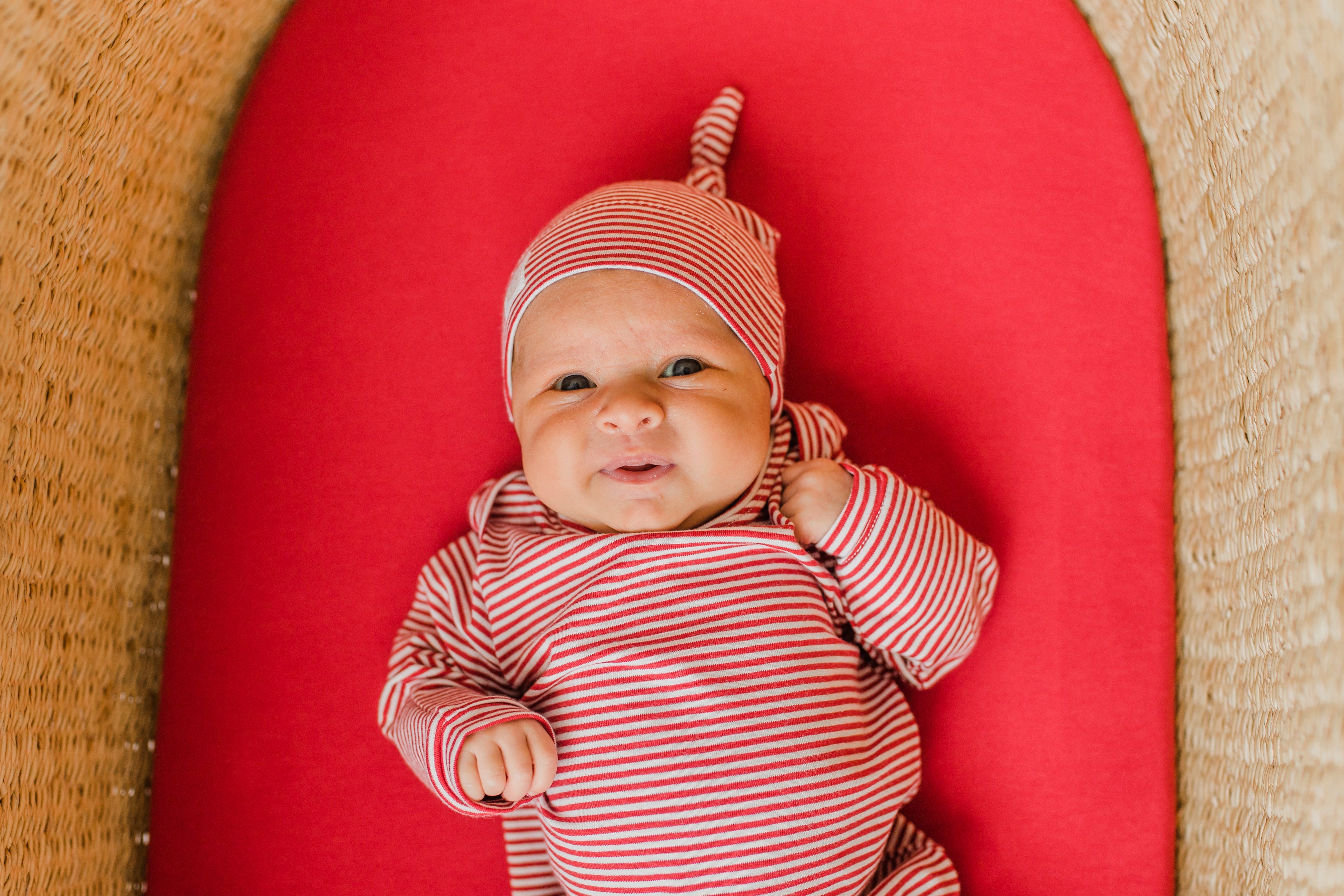 Kandy Kane - Bamboo Newborn Nest